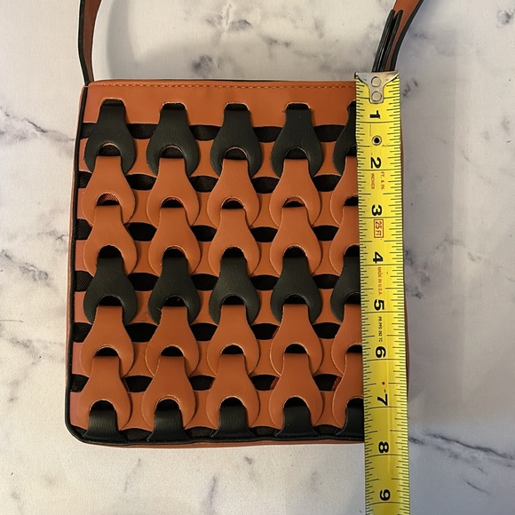 Universal Thread Target Brown and Black Texture Crossbody Handbag - Picture 8 of 8